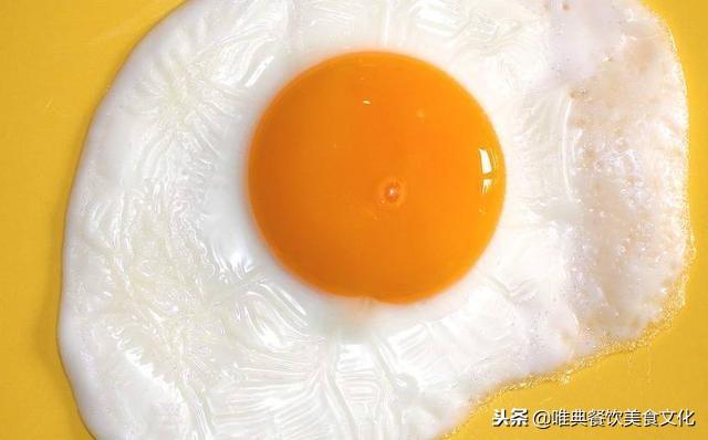 在家里煎鸡蛋总是粘锅该怎么办？